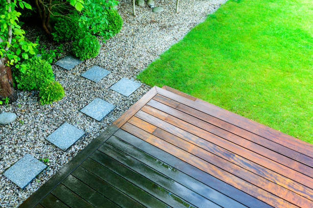 Best Sidewalk and Walkway Cleaning  in Visalia, CA